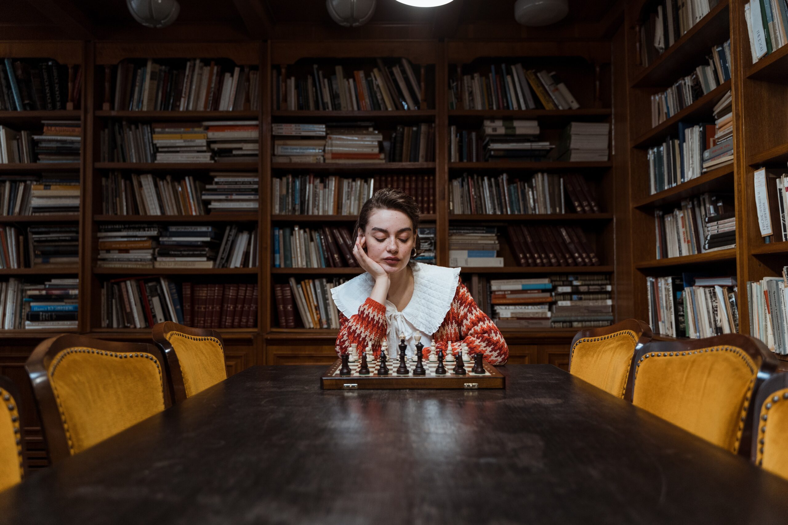 how do you become a chess grandmaster