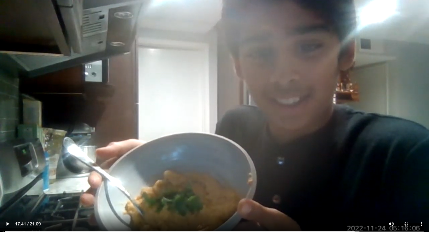 chef Armaan showing his dish